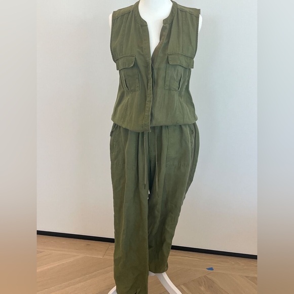 Joie khaki green linen jumpsuit - size Medium (M) - Picture 5 of 6
